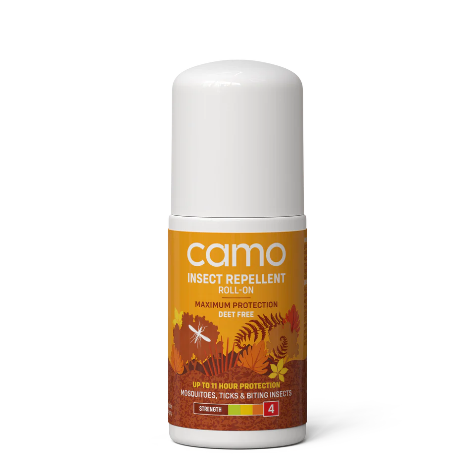 Roll-on anti-insectes Maximum Protection de la marque Camo. Produit sans DEET, compatible avec la grossesse et l'allaitement.